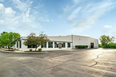 Industrial space for Sale at 642 Forestwood Dr in Romeoville