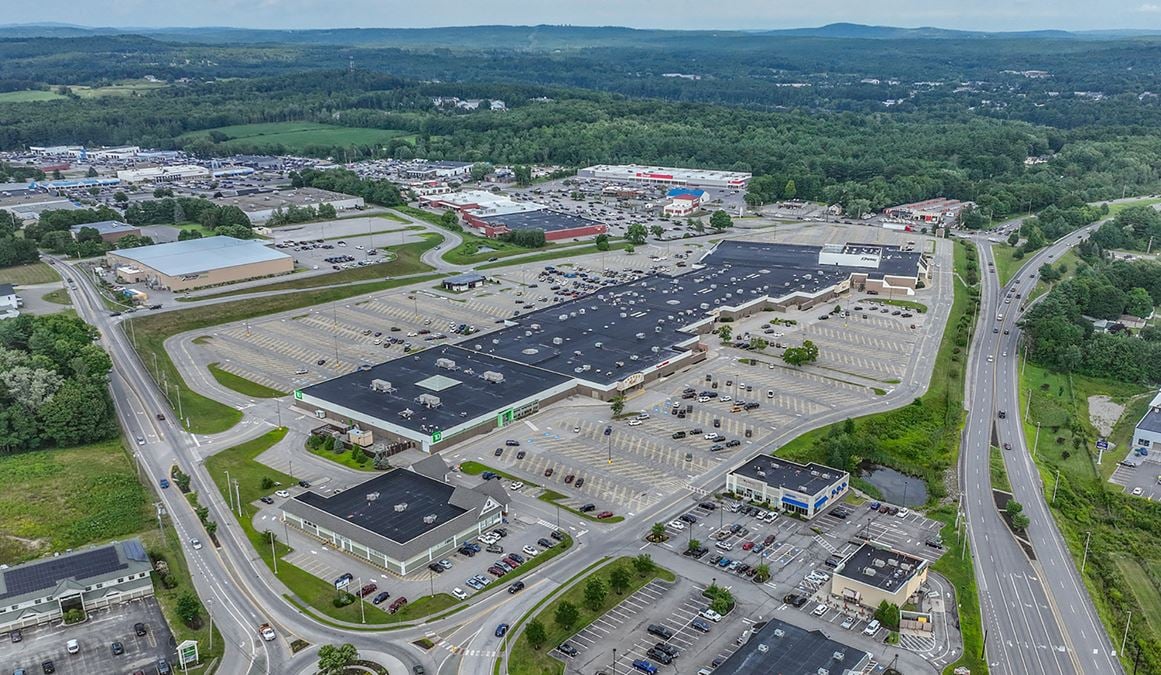 Retail/Office Space at the Auburn Mall