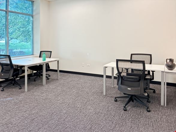 Regus - Hoffman Estates - Prairie Stone Pkwy