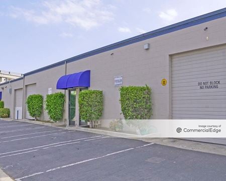 Industrial space for Rent at 825 Western Avenue in Glendale