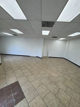 Retail Space Right Off Airline Hwy.