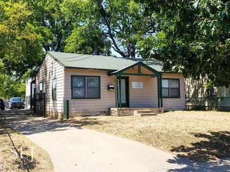 Photo of commercial space at 3519 Miles St in Dallas