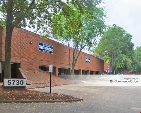 Photo of commercial space at 5730 Oakbrook Pkwy in Norcross