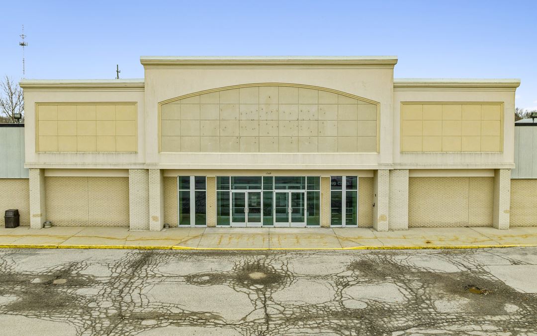 Manistee Shopping Center