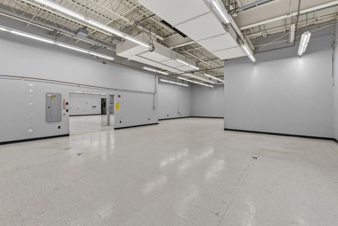 Manchester Industrial Flex/R&D Space with Dock Loading + Heavy Power