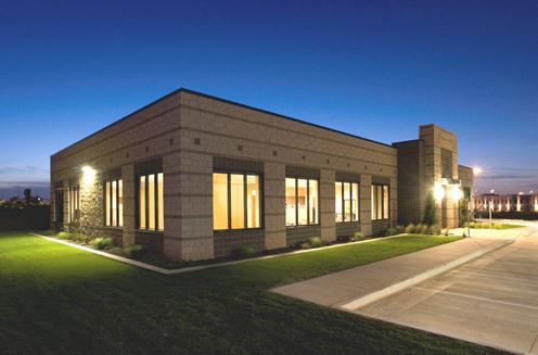 OFFICES AT MARKET CENTER