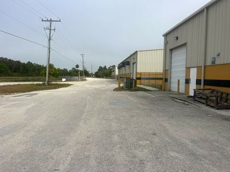 Industrial space for Rent at 16331 Old US 41 in Fort Myers