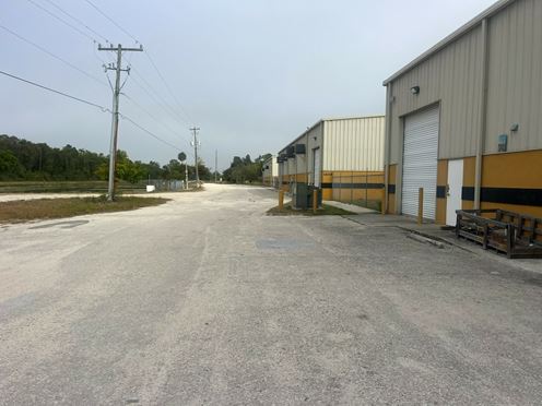 16331 Old US 41