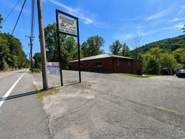 6328 Elk River Road