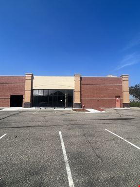 Woodbury Retail