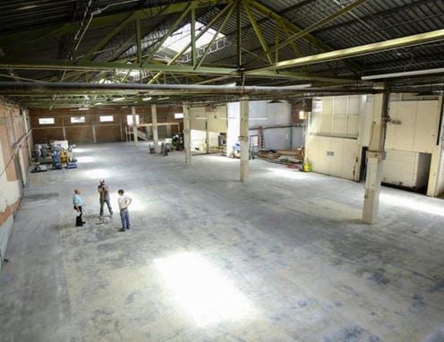 TWO SUITE WAREHOUSE WITH MEGA ELECTRICITY