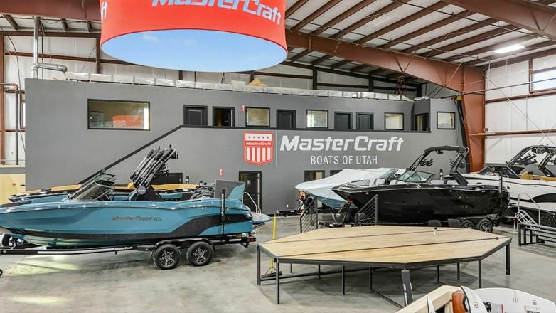 1664 N 400 E | Free-Span Industrial Flagship | ±27,332 SF | Immediate I-15 Access