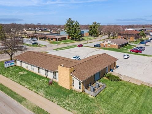 101 NE Trilein Dr