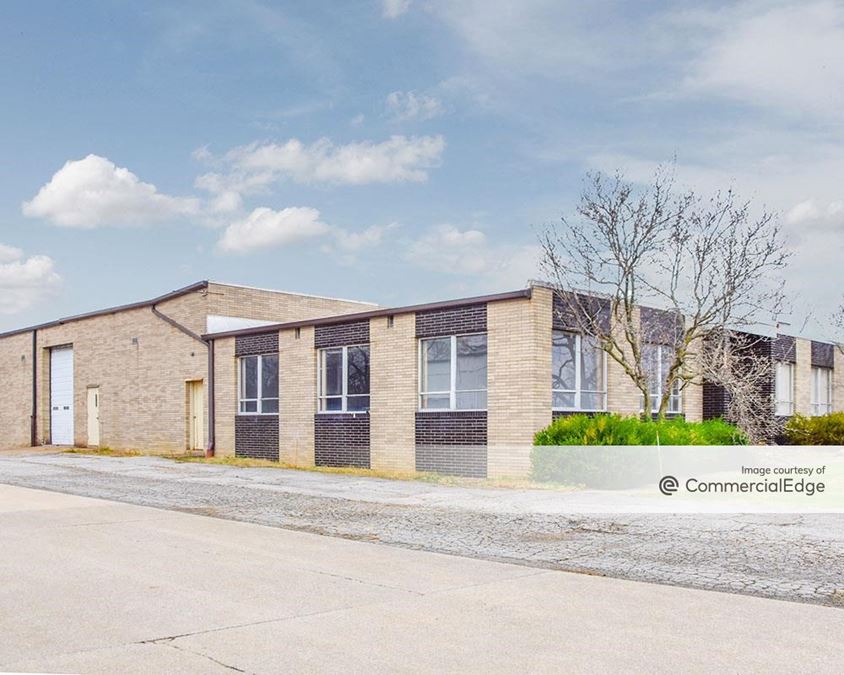 692 Alpha Drive, Cleveland Industrial Space For Lease