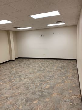 5,175 sq. ft. Office/Warehouse