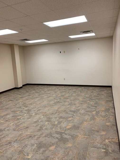 5,175 sq. ft. Office/Warehouse