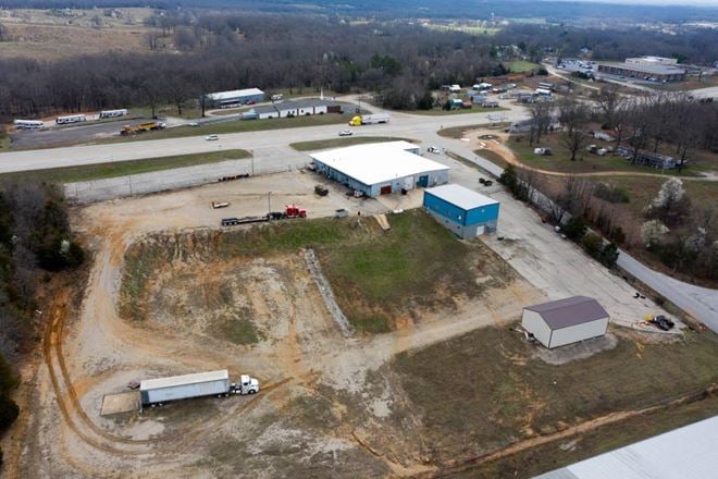 3711  N US Hwy 63