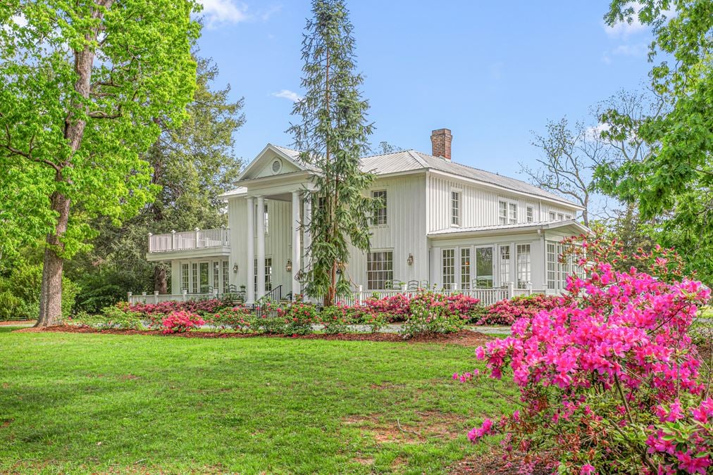 The White House on Washington - Historic Event and Wedding Venue