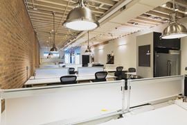 21 W Illinois St