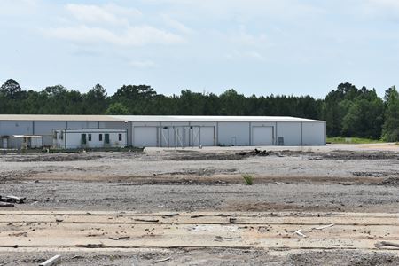 Photo of commercial space at 79 Pioneer Lane in Selma