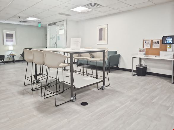 Regus - Denver - E Mississippi Ave