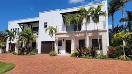 1121 Bel Air Dr
