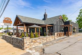 320 W College St, Pulaski TN