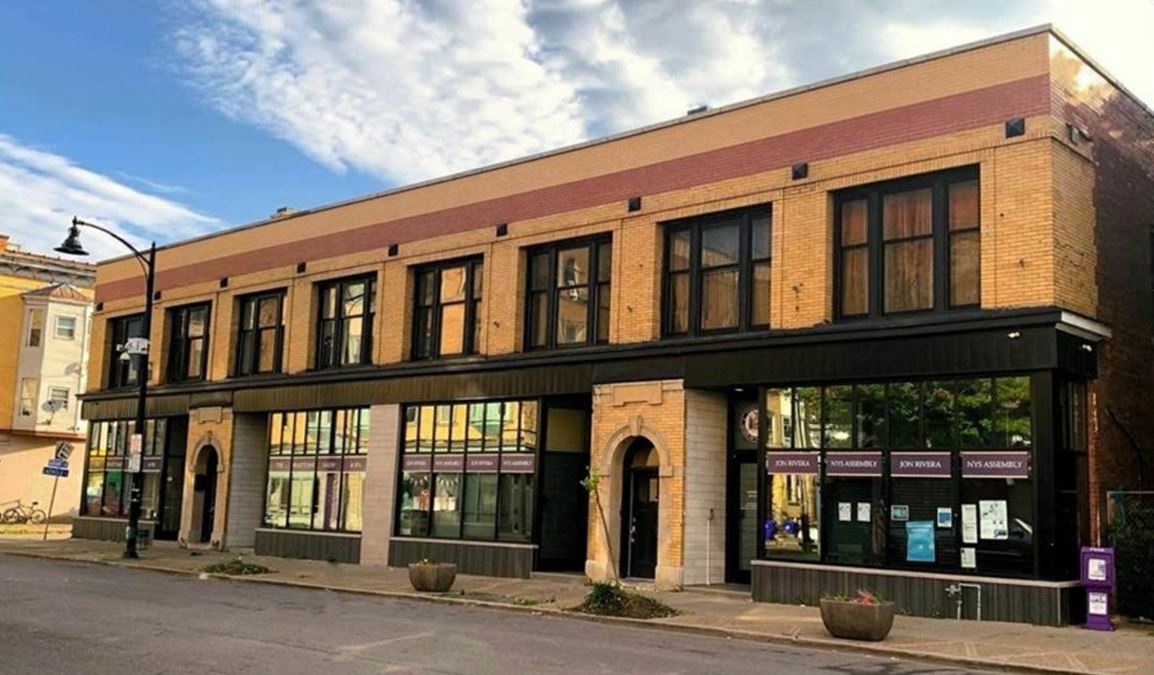 65 Grant St. 10,442+/- SF Mixed-Use Space