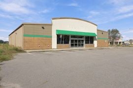 Vacant Freestanding Retail Building | 1.60 Acres | Near US 64