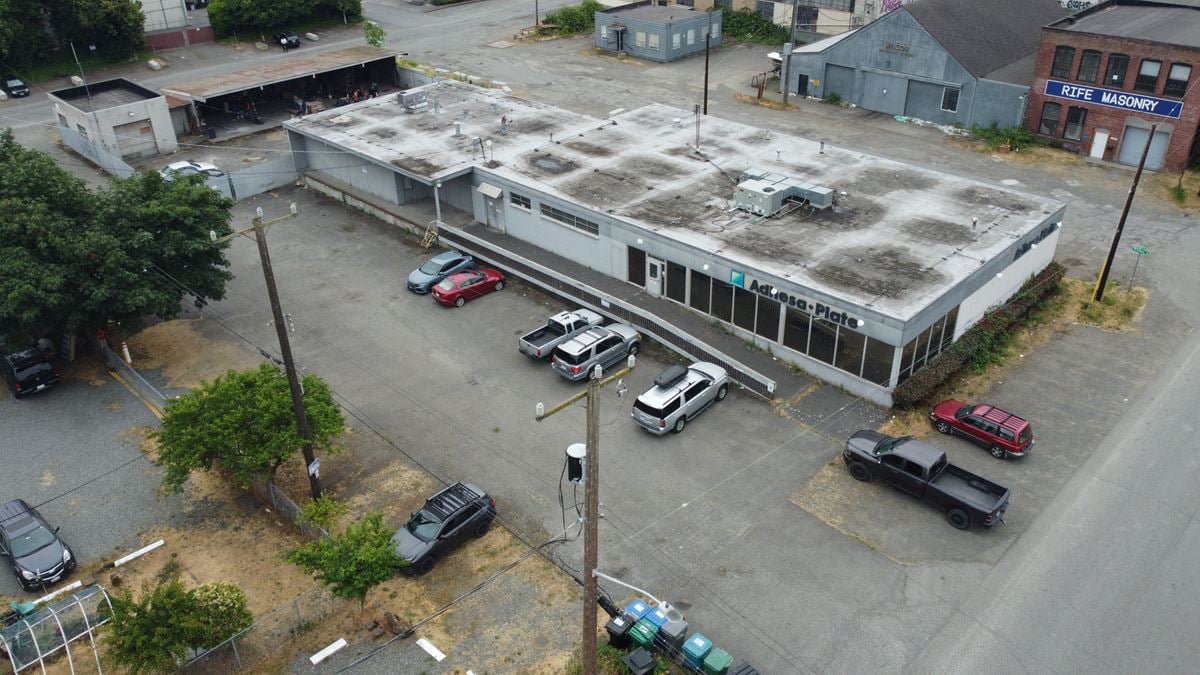 4000 7th Ave S