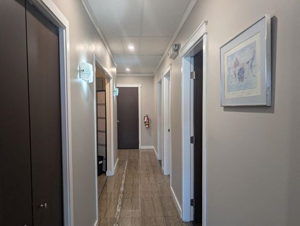 101-1625 Oak Bay Avenue