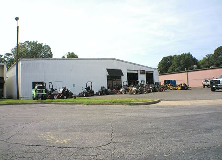 Photo of commercial space at 2201 Perl Rd in Richmond