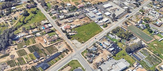 8804 Jurupa Rd