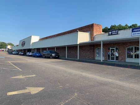 Retail space for Rent at 946 North 16th Avenue in Laurel