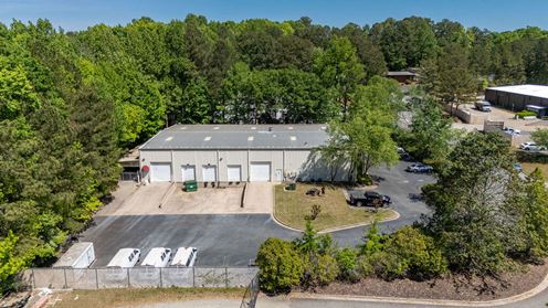 9350 Industrial Trce