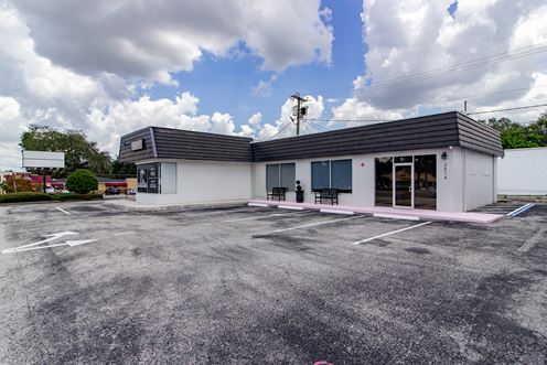 Prime Retail / Office Near Southgate Publix