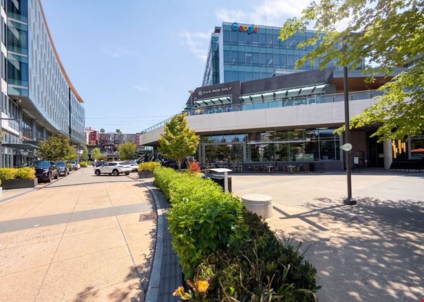 QFC Kirkland Urban