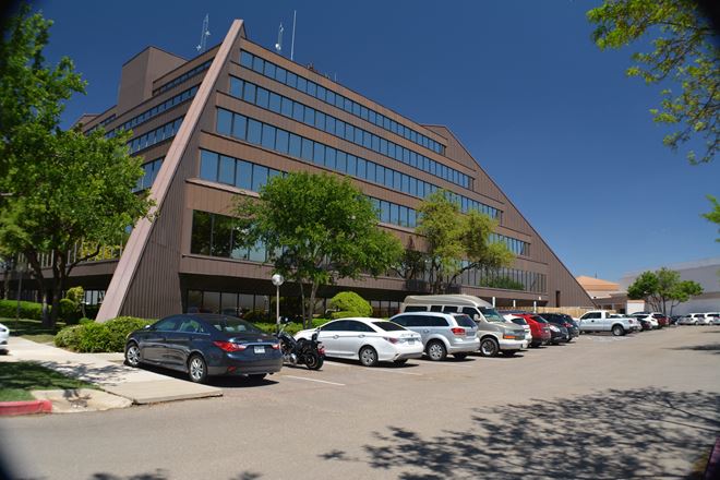 3223 S Loop 289