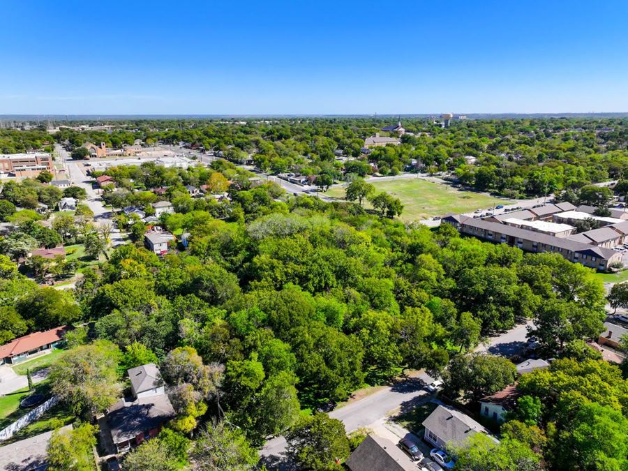Land for Sale Just Off I-35E in Dallas
