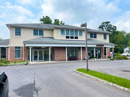101 Maple Ave