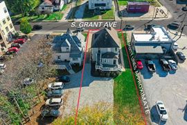 REDUCED $100,000 - 1,854 SF Retail Building For Sale GAP A on Grant & Walnut