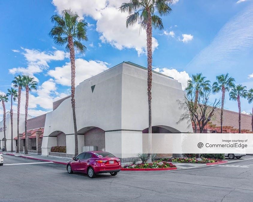 Palm Springs Marketplace Stater Bros. 1717 East Vista Chino, Palm