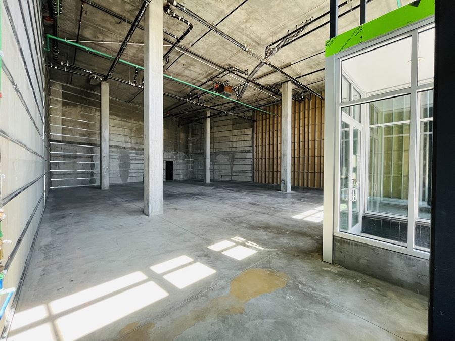 3093 Broadway