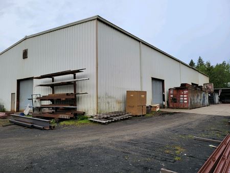 Extremely Rare Silverdale Industrial Building For Sale - Silverdale
