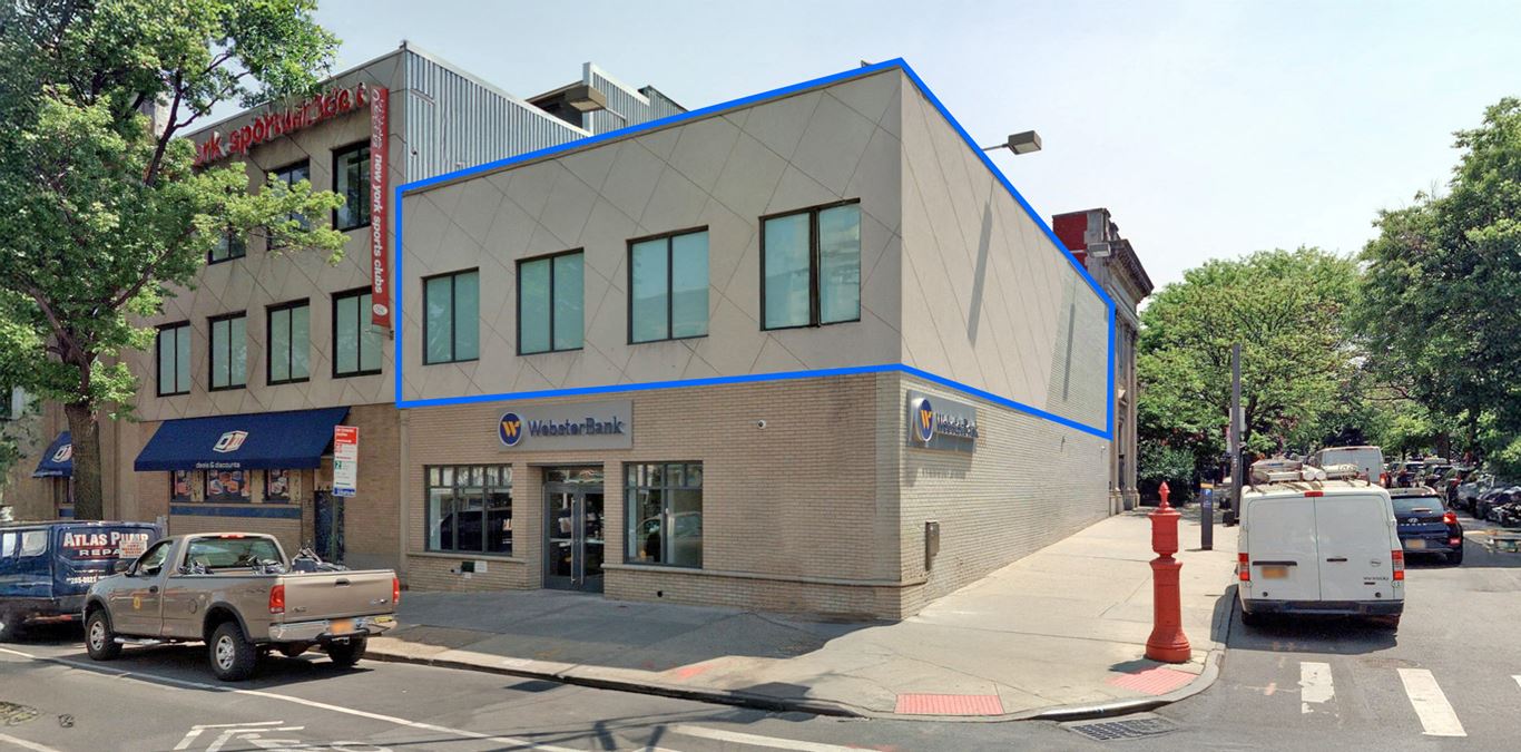 1,500 - 3,000 SF | 459 5th Avenue | Corner White Boxed Retail Space For Lease