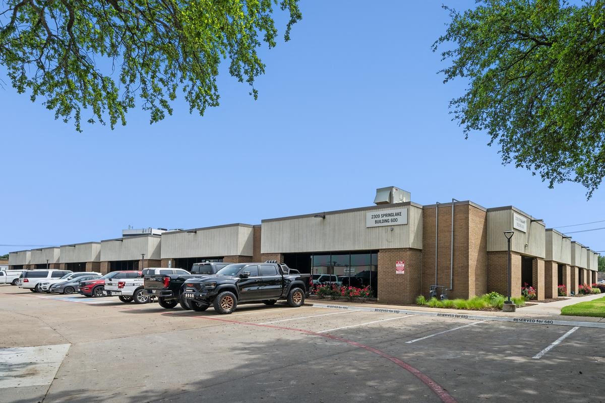 Springlake Business Center