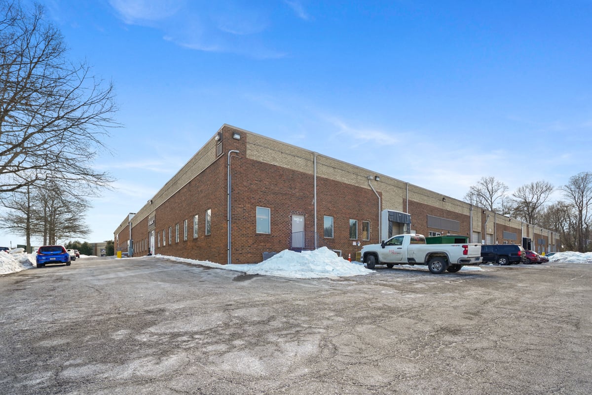 5,007 SF Industrial Space in Lorton, VA Photo